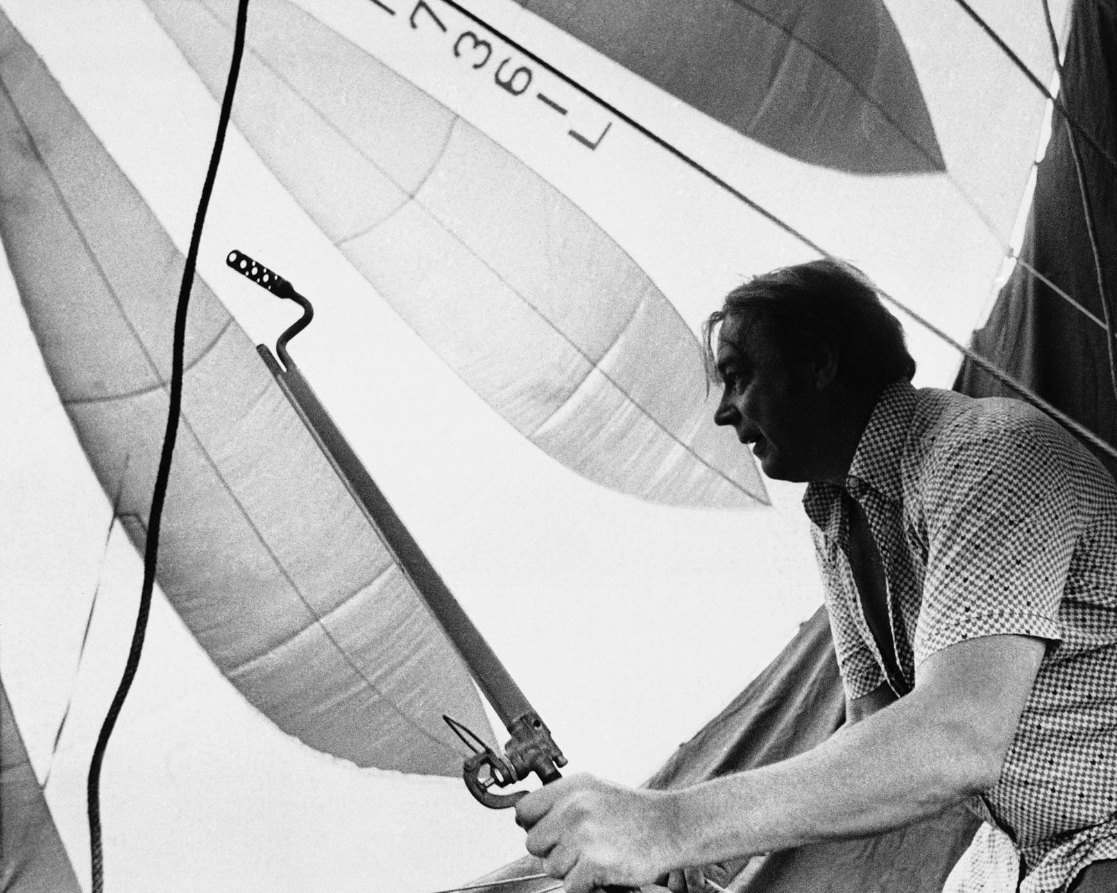 Hugh Downs, 1975